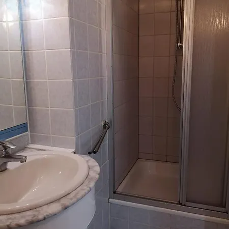 Huette 52 Vandrarhem Garding